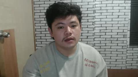 Snapshot of kingvoltage chatting on 02/25/26, 10:03 Yuki online show from 02/25/26, 10:03