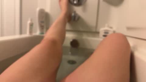 Snapshot of kinkbitch25 chatting on 02/14/26, 11:23 Kinkbitch online show from 02/14/26, 11:23