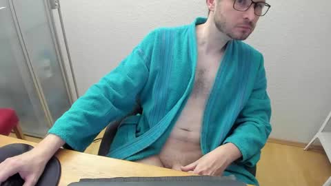 Snapshot of kinksubbydubby chatting on 06/07/26, 10:57 kinksubbydubby online show from 06/07/26, 10:57