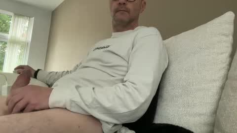 Snapshot of kinky_daddy4u chatting on 09/24/25, 10:29 kinky_daddy4u online show from 09/24/25, 10:29