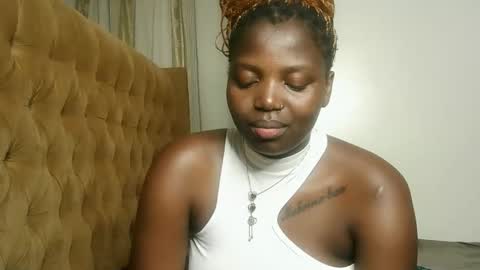 Lola online show from 01/18/26, 08:45