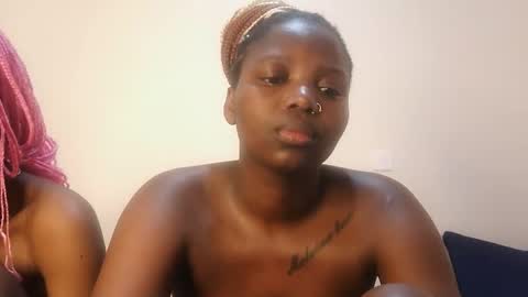 Lola online show from 03/18/26, 10:29