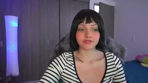 Mary your fav curly girl online show from 03/30/26, 07:48