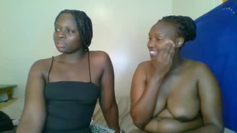 Snapshot of kinky_roey chatting on 02/24/25, 08:17 kinky_roey online show from 02/24/25, 08:17