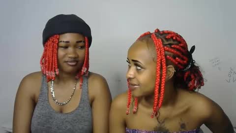 Cupshee and cushey online show from 09/13/25, 08:47