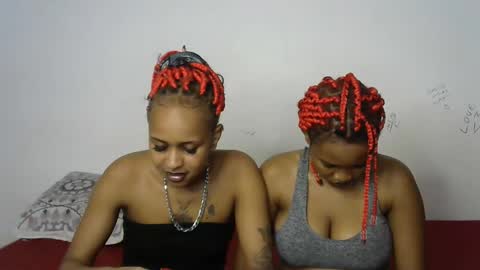 Cupshee and cushey online show from 09/22/25, 06:54