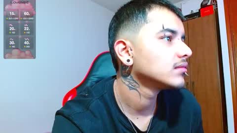 Snapshot of kinkybabies_ chatting on 02/12/26, 08:09 Mercury online show from 02/12/26, 08:09