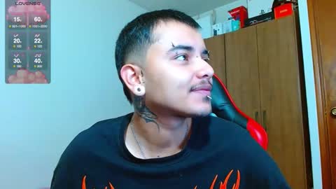 Snapshot of kinkybabies_ chatting on 02/14/26, 08:22 Mercury online show from 02/14/26, 08:22