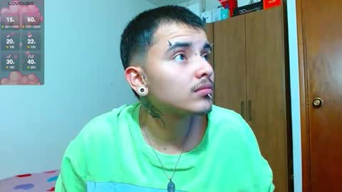 Snapshot of kinkybabies_ chatting on 02/15/26, 05:04 Mercury online show from 02/15/26, 05:04