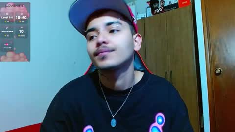 Snapshot of kinkybabies_ chatting on 02/24/26, 08:34 Mercury online show from 02/24/26, 08:34