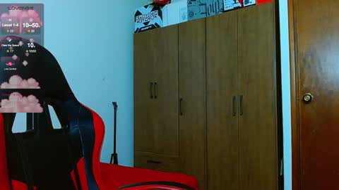 Snapshot of kinkybabies_ chatting on 02/28/26, 10:05 Mercury online show from 02/28/26, 10:05