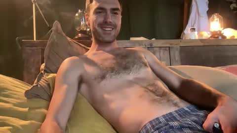 M online show from 11/02/25, 10:06