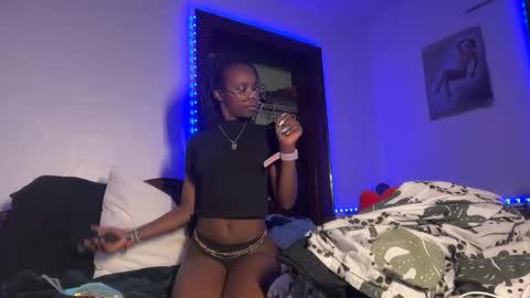 interracialfacial online show from 11/12/25, 12:33