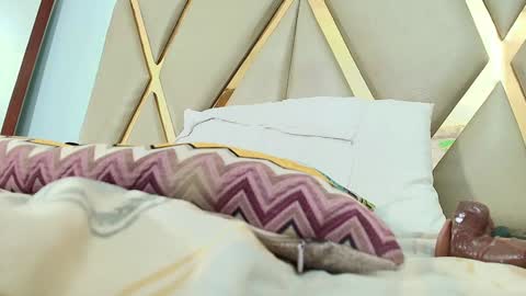 MISS RYN  online show from 12/08/24, 07:22