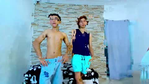 kinkyhousexxx online show from 04/26/26, 10:29
