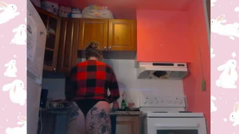 kinkyivy99 online show from 04/09/26, 02:33