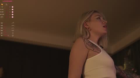 kinkylina_ online show from 01/04/25, 03:17