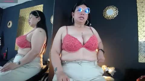 kinkyy_mom online show from 10/07/25, 02:47