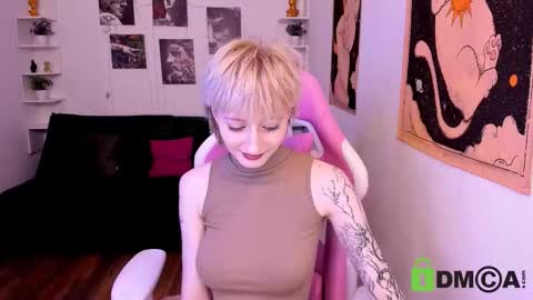 Kira online show from 03/11/26, 08:26