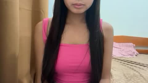 kira_danaya online show from 06/03/26, 12:41