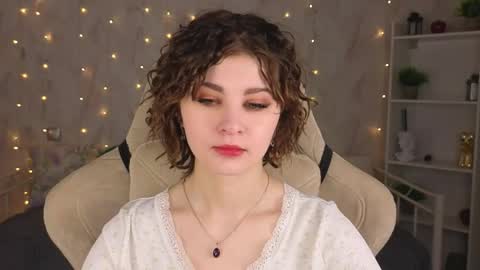 Kira online show from 05/31/26, 12:08
