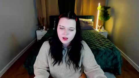 kira online show from 02/18/26, 01:23