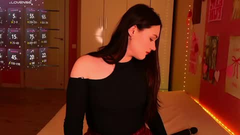 kira_jin online show from 04/16/26, 10:16