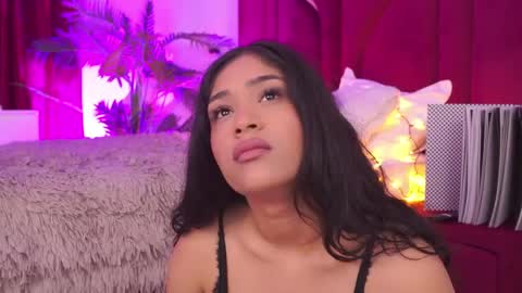 kira krush online show from 05/25/26, 04:07