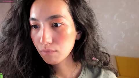 Aura online show from 12/15/25, 03:44