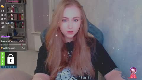 Snapshot of kira_love_sleep chatting on 12/12/24, 04:10 you know thumb up me please its important online show from 12/12/24, 04:10