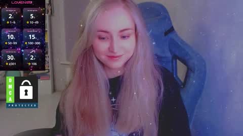 Snapshot of kira_love_sleep chatting on 10/12/25, 03:55 you know thumb up me please its important online show from 10/12/25, 03:55