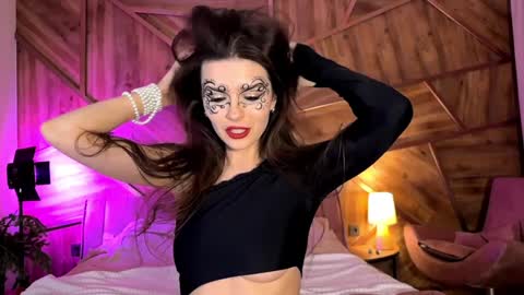 Kira and friends online show from 01/04/25, 05:47