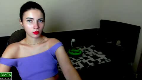Kira online show from 12/11/24, 07:25
