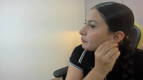 Snapshot of kira_relish chatting on 04/13/26, 11:16 K I R A online show from 04/13/26, 11:16