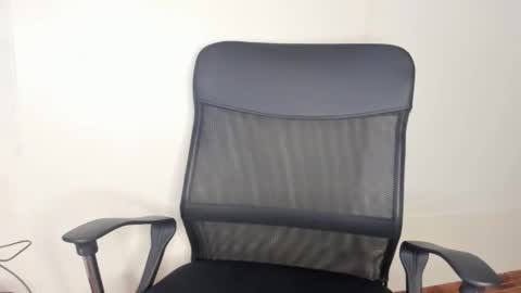 kira stormm58 online show from 02/23/26, 09:45