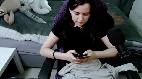 Kira  follow me  online show from 01/25/25, 01:43