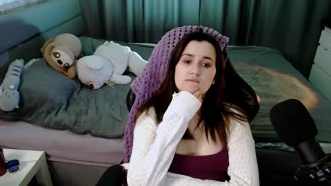 Kira  follow me  online show from 03/02/25, 05:14