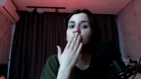 Kira  follow me  online show from 05/16/26, 12:29