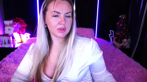 Kira online show from 01/06/25, 09:43