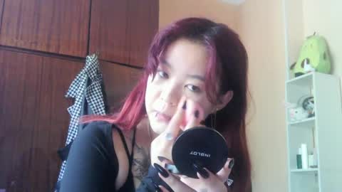 Kira online show from 04/14/26, 09:15