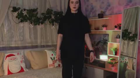 Kira    online show from 03/05/25, 04:13