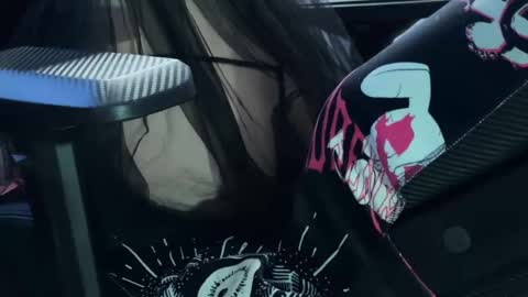 Kira    online show from 03/11/25, 11:44