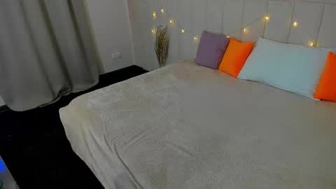 Kira online show from 03/04/25, 02:27