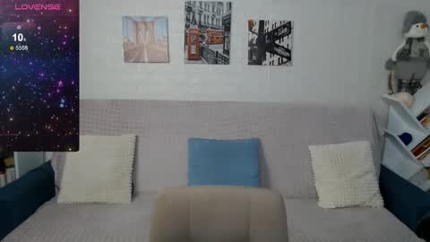 Snapshot of kiramartins_cat chatting on 12/28/24, 04:19 kiramartins cat online show from 12/28/24, 04:19