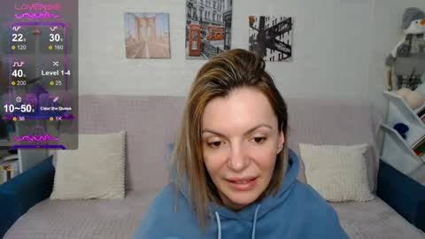 Snapshot of kiramartins_cat chatting on 03/11/25, 03:59 kiramartins cat online show from 03/11/25, 03:59