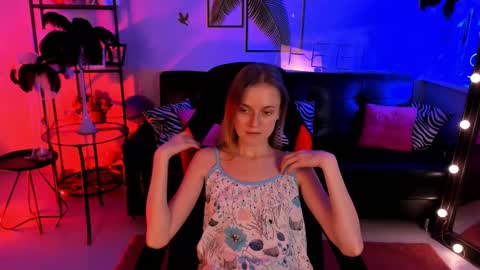 Kira online show from 02/25/25, 03:16