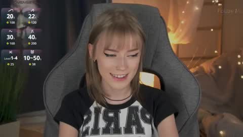 Kira online show from 04/14/26, 05:52