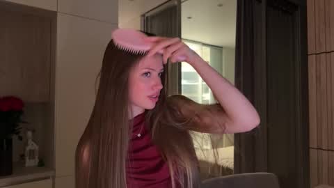 Kira online show from 12/16/25, 06:02