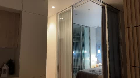 Kira online show from 03/29/26, 05:57