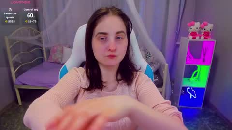KiraParker online show from 05/04/26, 06:37